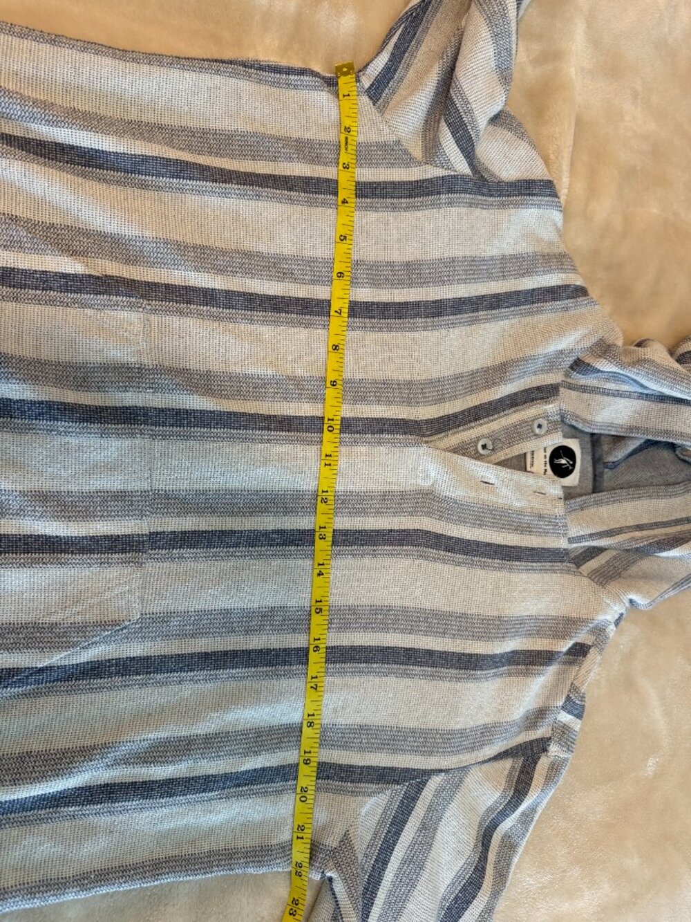 Toes on the Nose Beach Hoodie Henley Blue and White Thin and Light Summer Fit - Picture 6 of 9